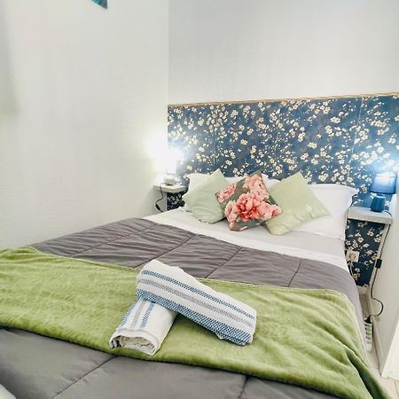 Joli Appartement Avec Piscine Σετ Εξωτερικό φωτογραφία