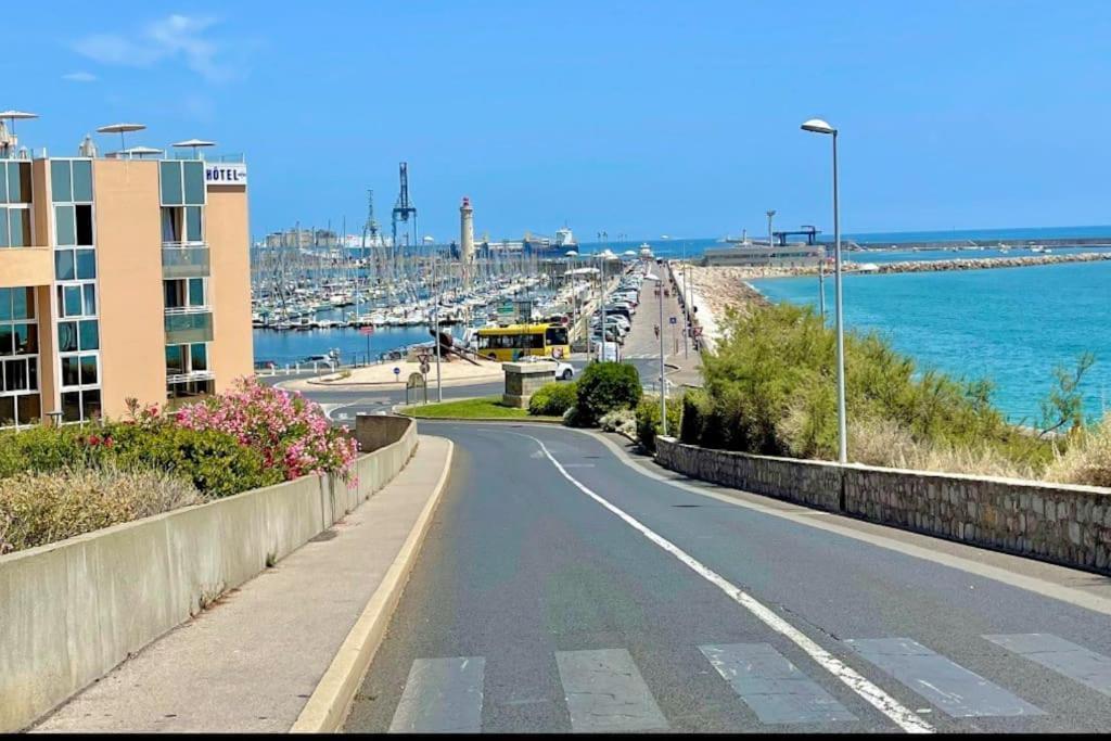 Joli Appartement Avec Piscine Σετ Εξωτερικό φωτογραφία