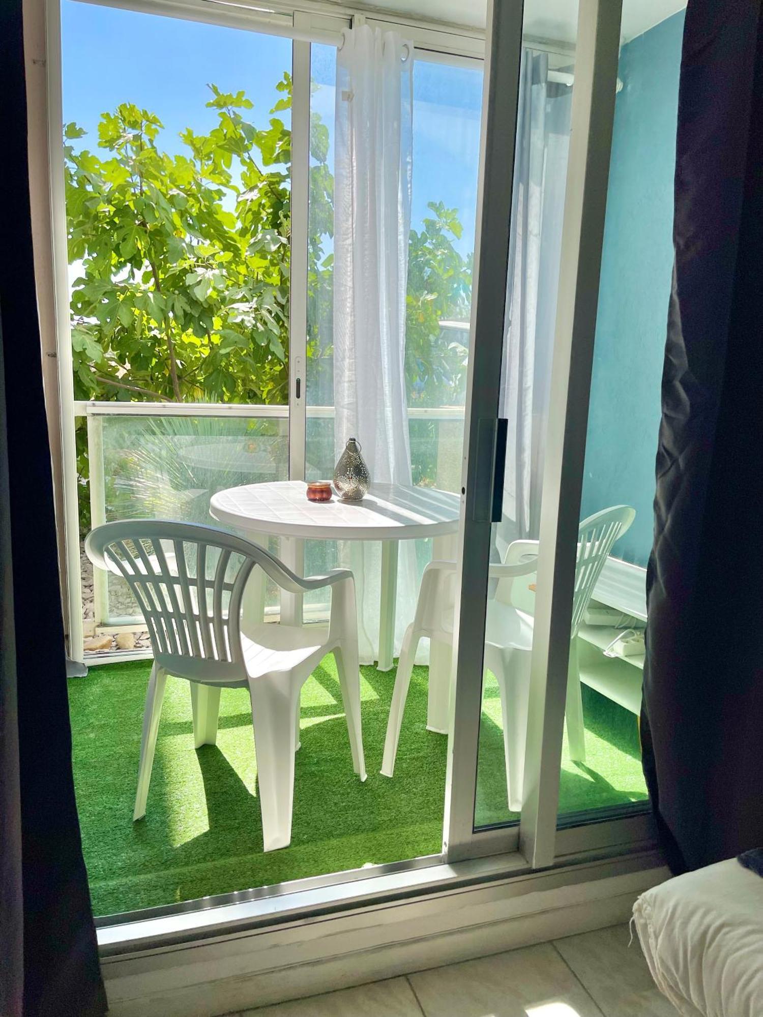 Joli Appartement Avec Piscine Σετ Εξωτερικό φωτογραφία
